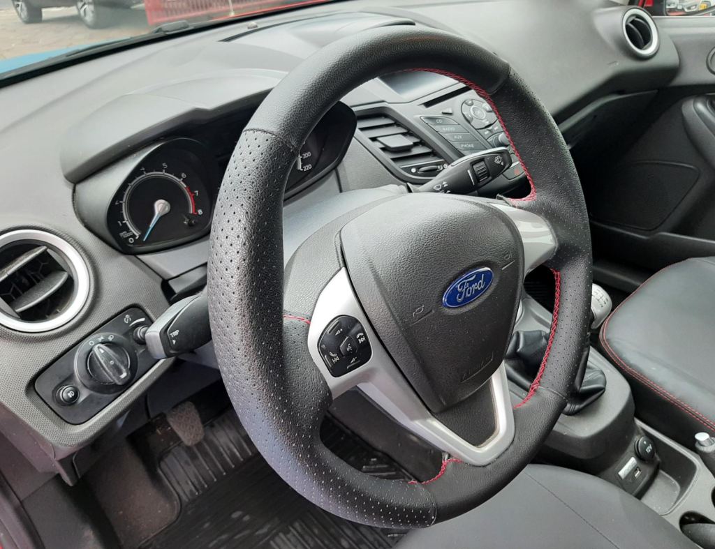Ford New Fiesta Hatch Se 1.6 Flex 2019 4 Portas imagem 16