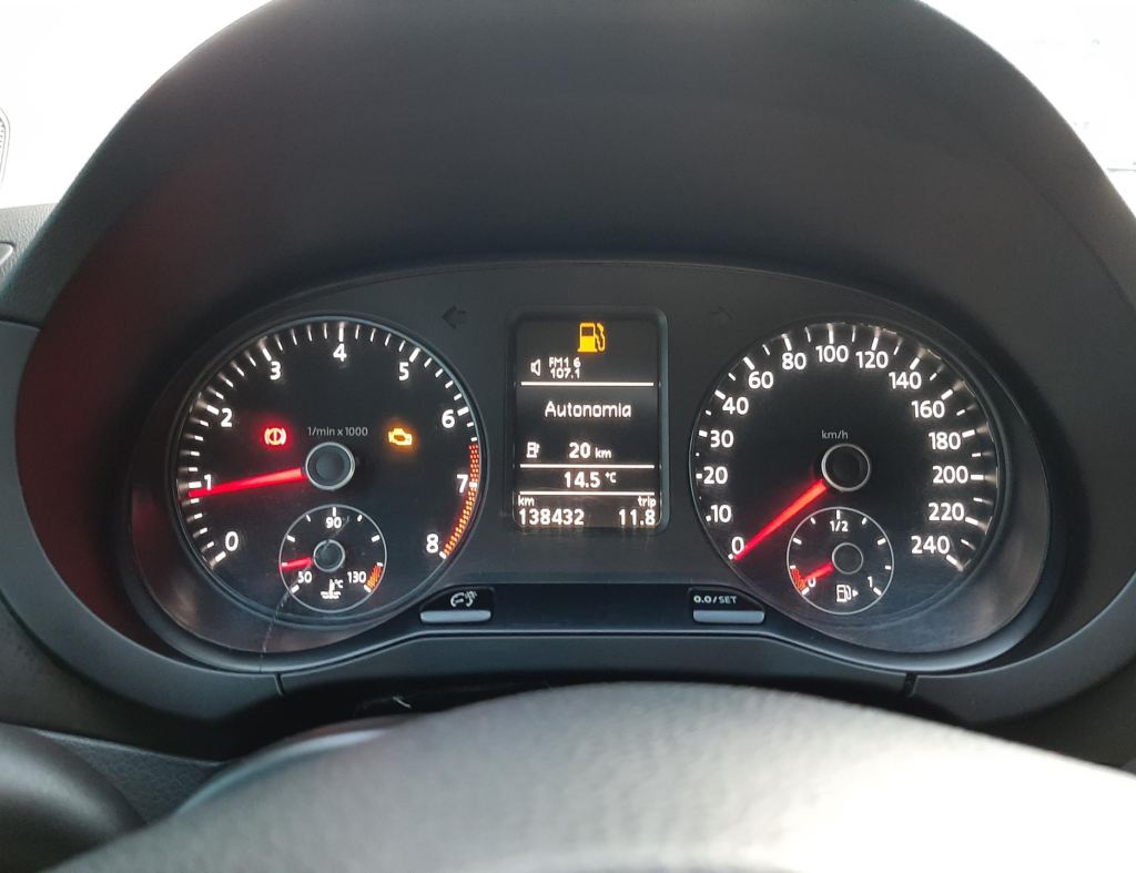 Volkswagen Spacefox Trend Gii 1.6 Flex 4 Portas Modelo 2013 imagem 20