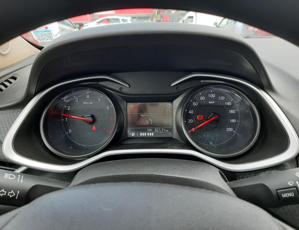 Chevrolet Onix Plus Lt 1.0 Flex 4 Portas Modelo 2023 imagem 12