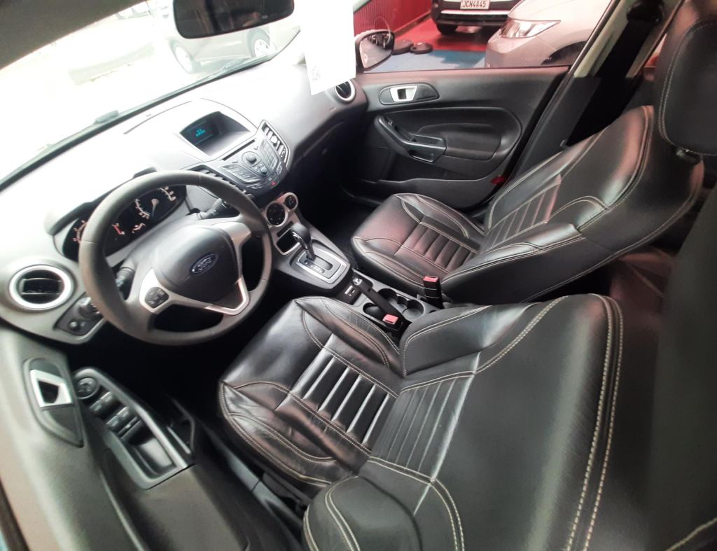 Ford New Fiesta Hatch Sel 1.6 Automatico Flex 4 Portas Modelo 2017 imagem 13