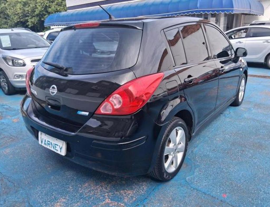 Nissan / Tiida S 1.8 Flex 4 Portas Modelo 2013 imagem 7