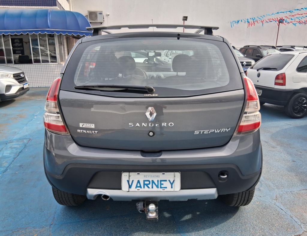 Renault Stepway 1.6 Automatico Flex Portas Modelo 2012 imagem 9