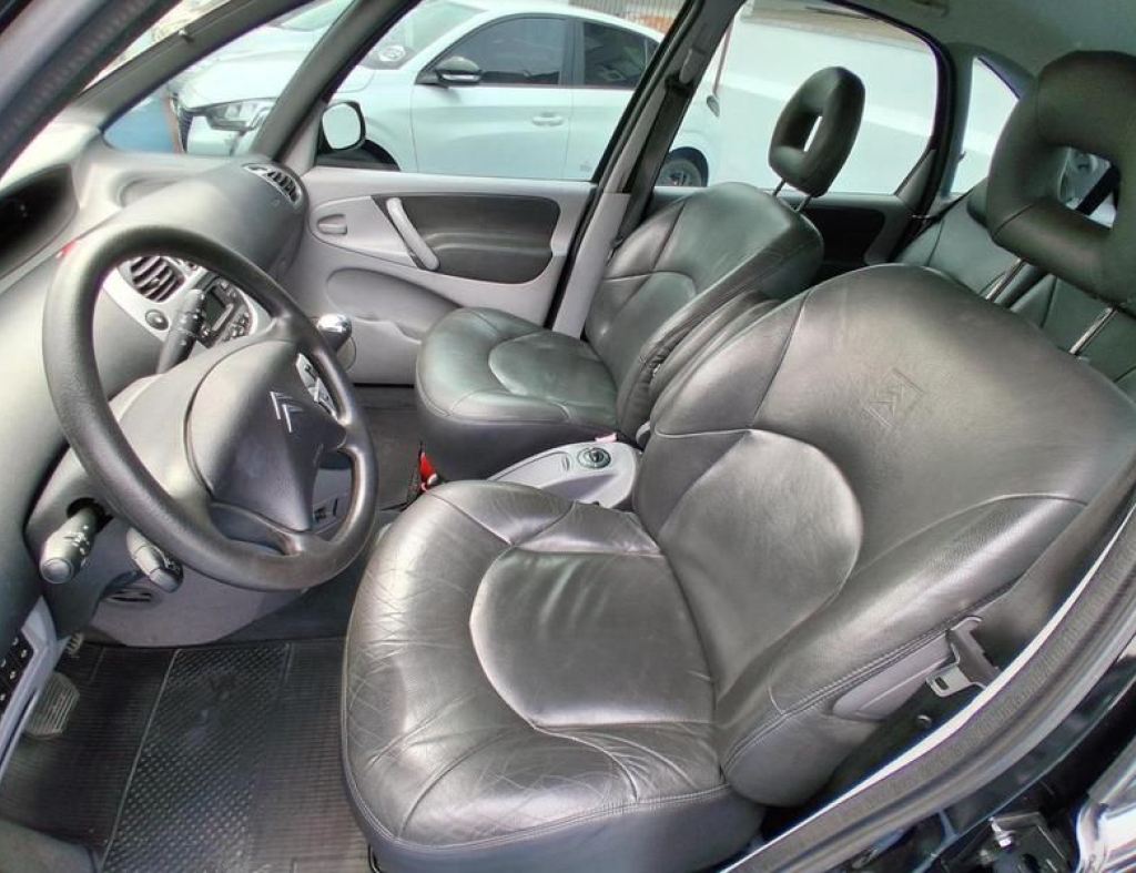 Citroen Xsara Picasso Exa 2.0 Automatico 4 Portas Modelo 2006 imagem 11