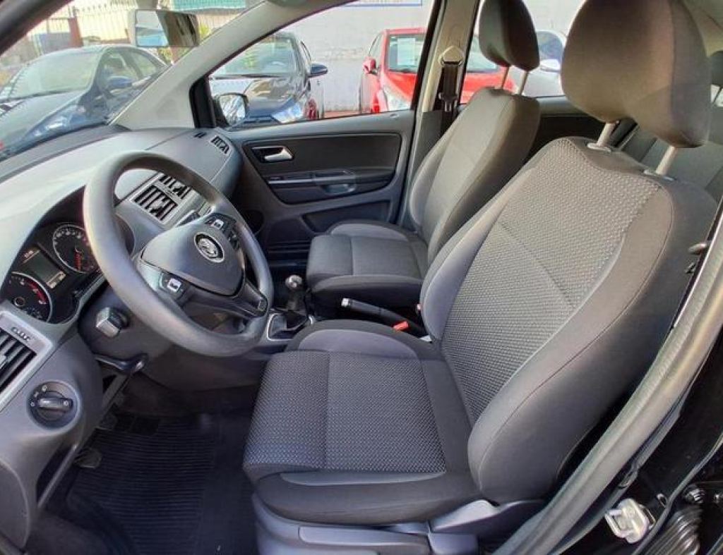 Volkswagen / Fox Trendline 1.6 Flex 4 Portas Modelo 2018 imagem 12