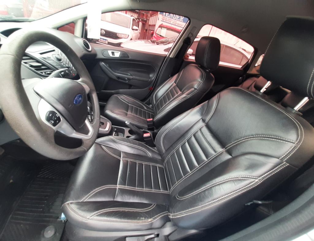 Ford New Fiesta Hatch Sel 1.6 Automatico Flex 4 Portas Modelo 2017 imagem 16