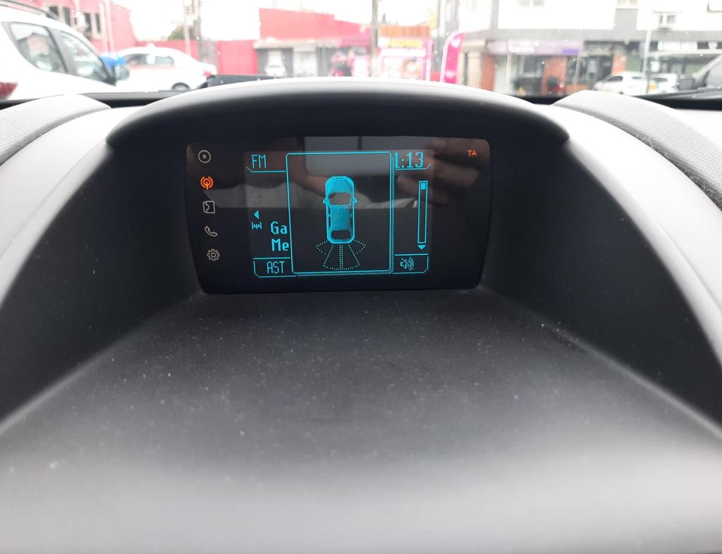 Ford New Fiesta Hatch Sel 1.6 Automatico Flex 4 Portas Modelo 2017 imagem 21