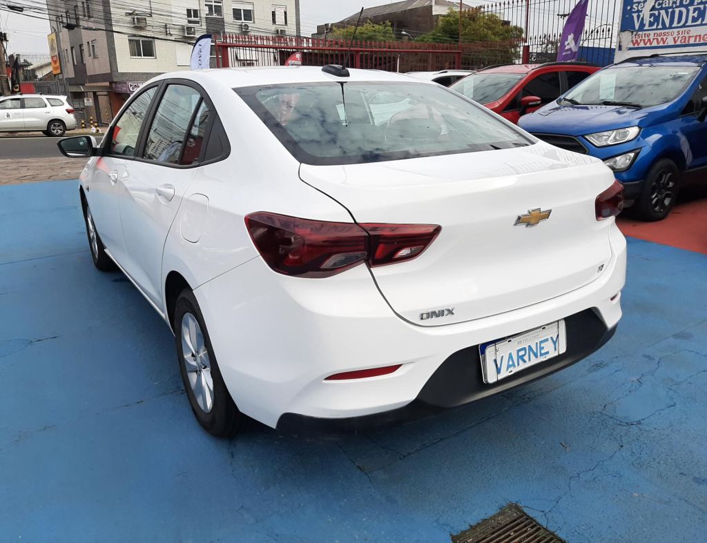 Chevrolet Onix Plus Lt 1.0 Flex 4 Portas Modelo 2023 imagem 6
