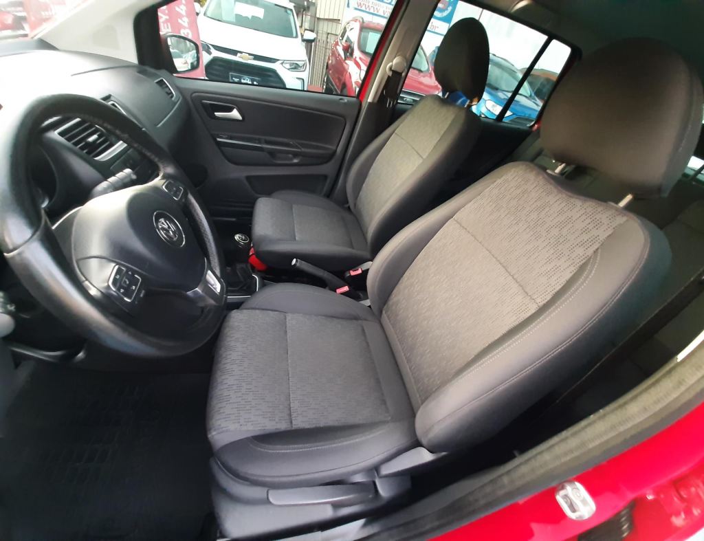 Volkswagen Spacefox Trend Gii 1.6 Flex 4 Portas Modelo 2013 imagem 16
