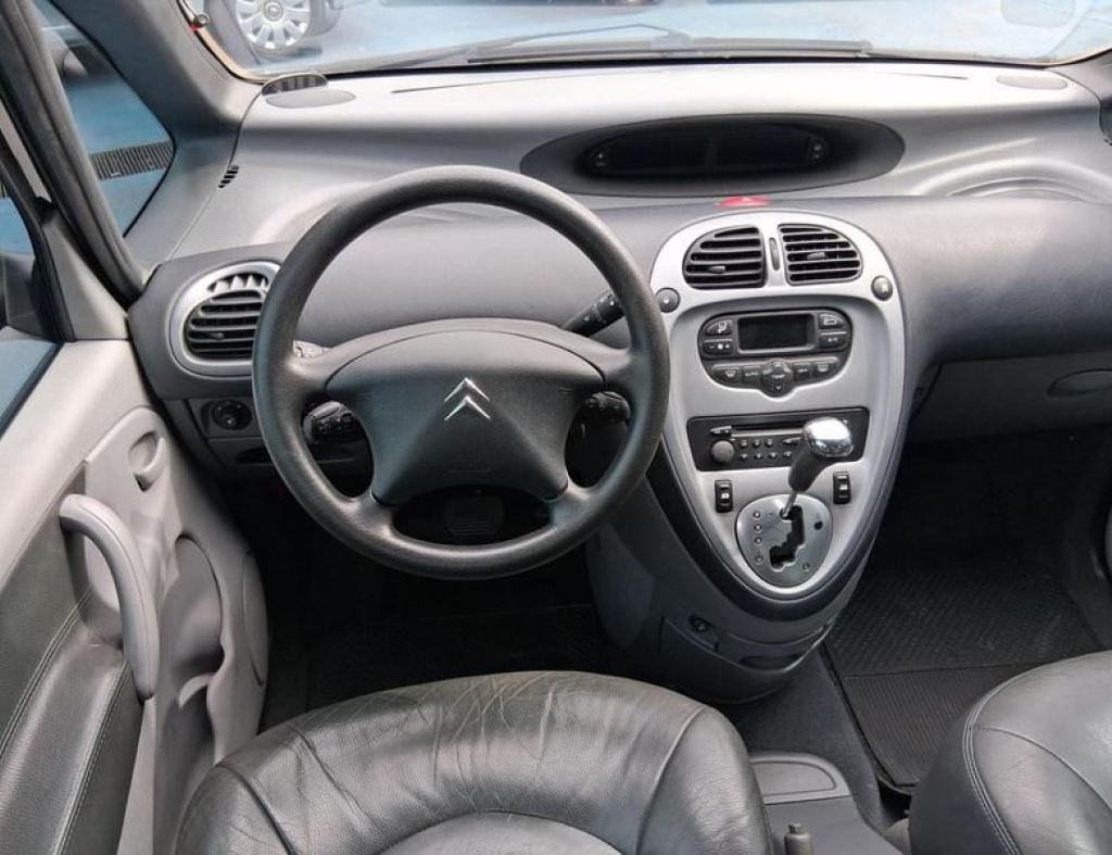 Citroen Xsara Picasso Exa 2.0 Automatico 4 Portas Modelo 2006 imagem 14