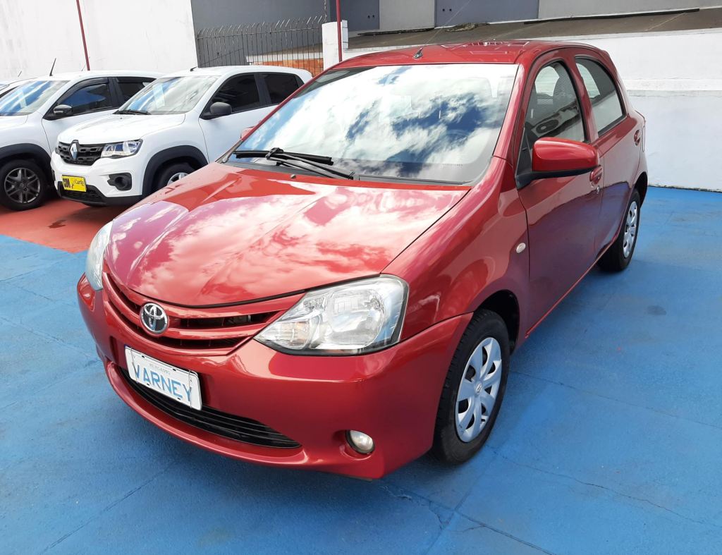 Toyota Etios 1.3 Hbx 16V Flex 4P Manual 2015 imagem 2