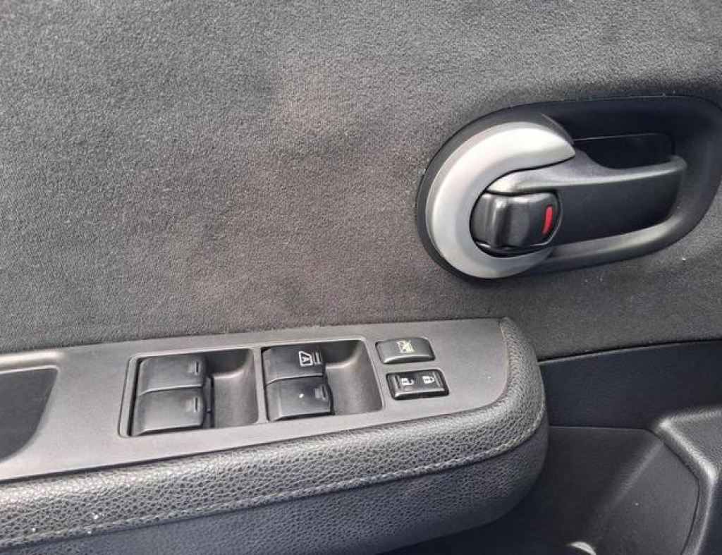 Nissan / Tiida S 1.8 Flex 4 Portas Modelo 2013 imagem 15