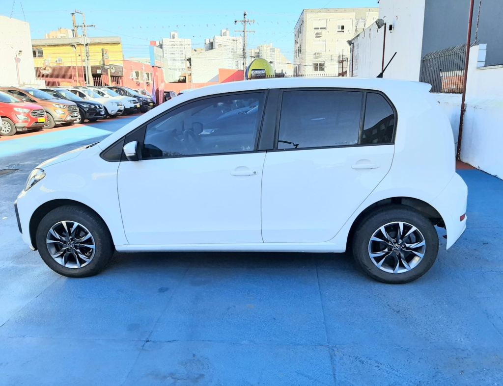 Volkswagen Up Mpi 1.0 Flex 4 Portas Modelo 2020 imagem 4