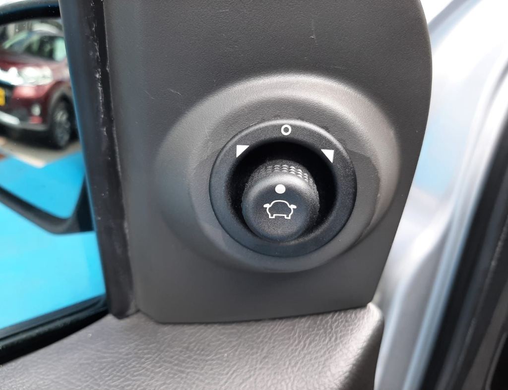 Ford Ka Sedan Se 1.5 Flex 4 Portas Automatico 2019 imagem 22