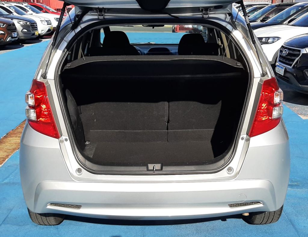 Honda Fit 1.4 Lx 4Portas,Modelo 2013 imagem 3