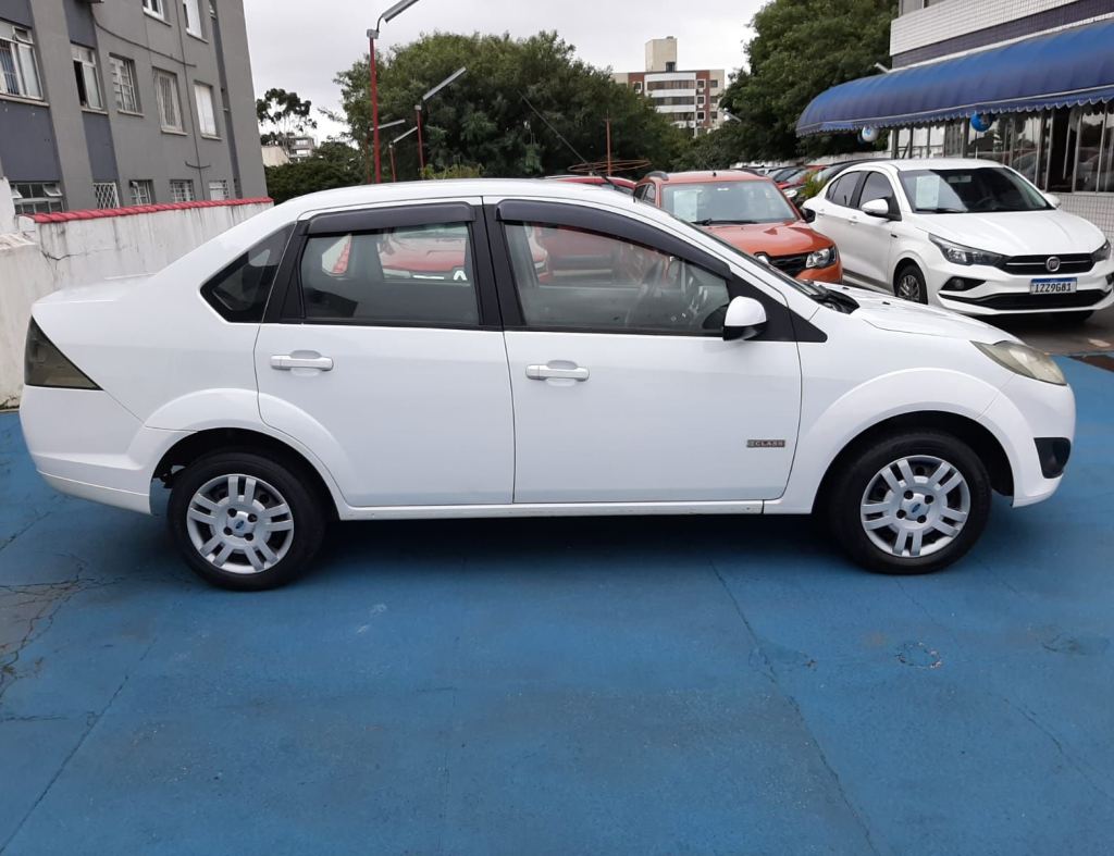 Ford Fiesta Sedan 1.6 Flex 2011 4 Portas,Ipva 2025 Pago imagem 3