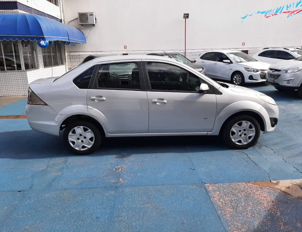 Ford Fiesta Sedan 1.6 Flex 2014,Ipva 2025 Pago. imagem 3