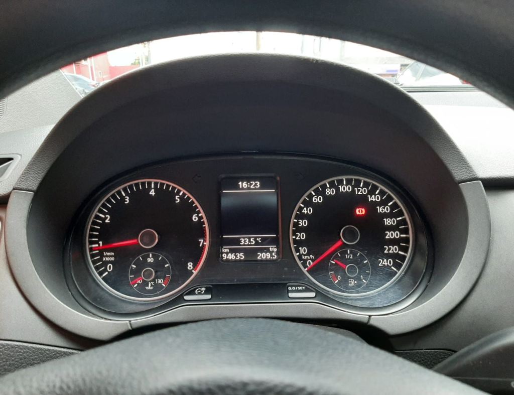 Volkswagen Spacefox Sportlinehighline 1.6 2014 imagem 18
