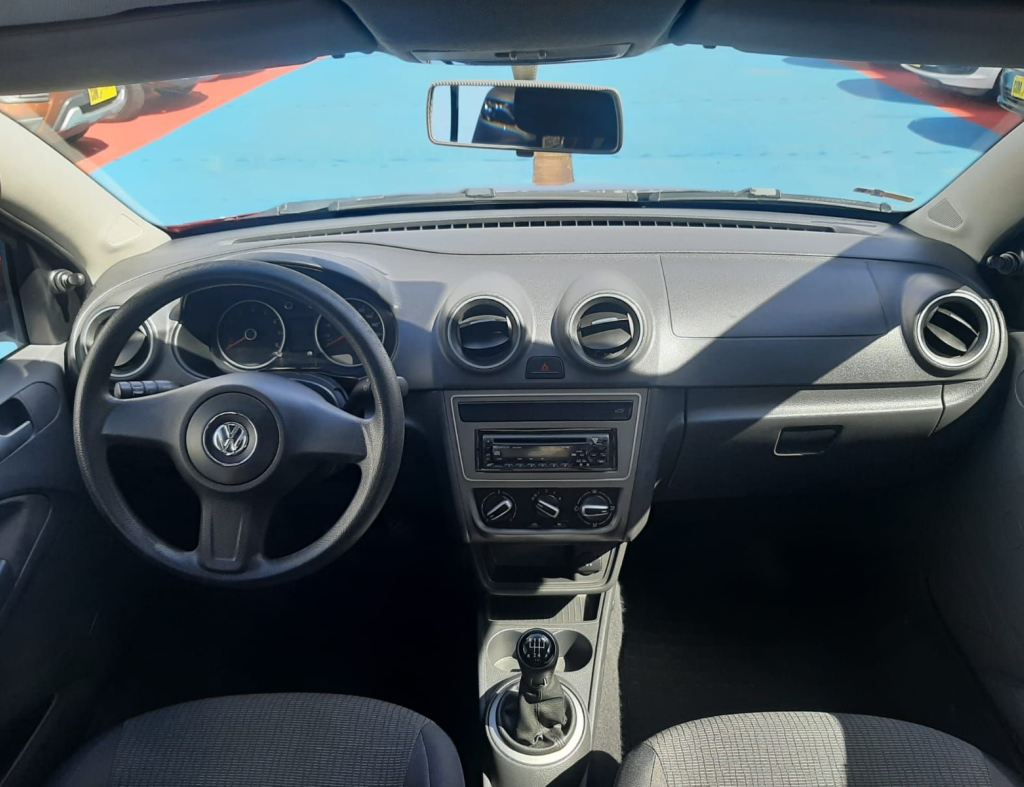 Volkswagem Voyage 1.0 City 4 Portas Modelo 2013 imagem 12