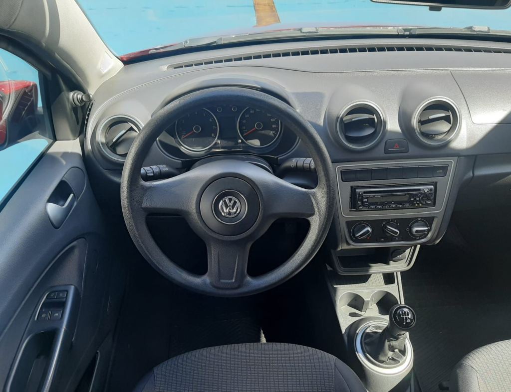Volkswagem Voyage 1.0 City 4 Portas Modelo 2013 imagem 13
