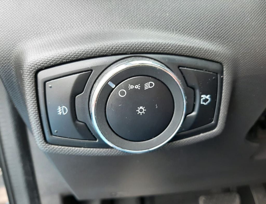 Ford Ka 1.5 Sedan Se Plus 12V Flex 4P Automatico Modelo 2020 imagem 18