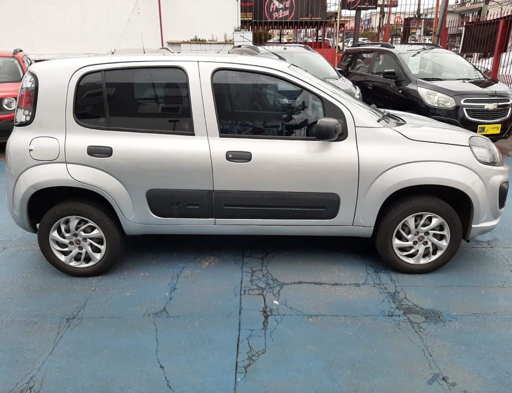 Fiat Uno Attractive 1.0 Fire Flex 8V 5P 2021 imagem 3