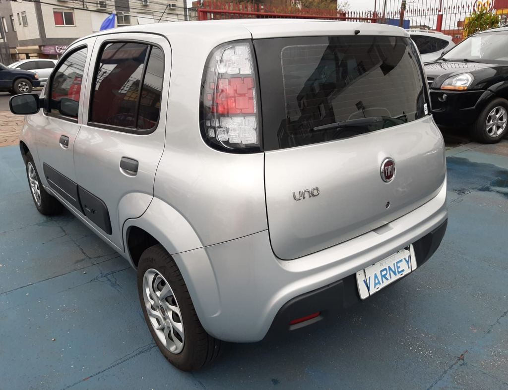 Fiat Uno Attractive 1.0 Fire Flex 8V 5P 2021 imagem 6