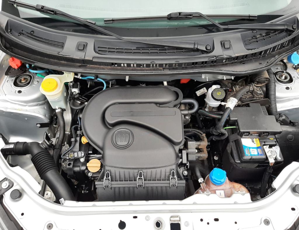 Fiat Uno Attractive 1.0 Fire Flex 8V 5P 2021 imagem 11