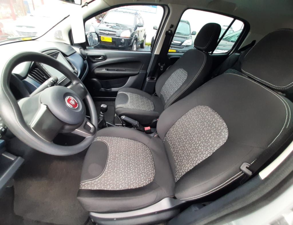 Fiat Uno Attractive 1.0 Fire Flex 8V 5P 2021 imagem 14