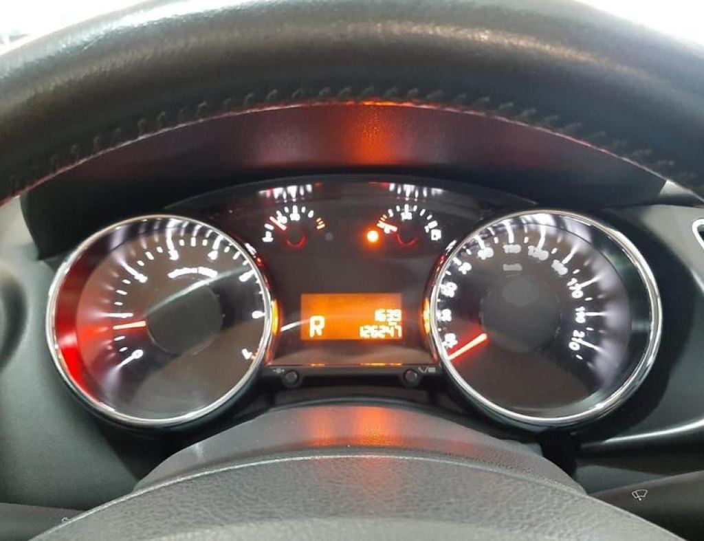 Peugeot 3008 Allure 1.6 Automatico Modelo 2013 imagem 18