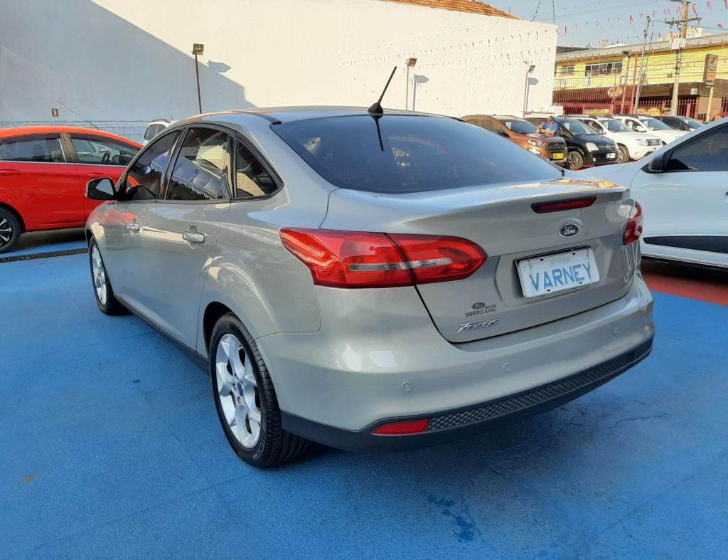 Ford Focus Se 2.0 Automatico Modelo 2019 imagem 5
