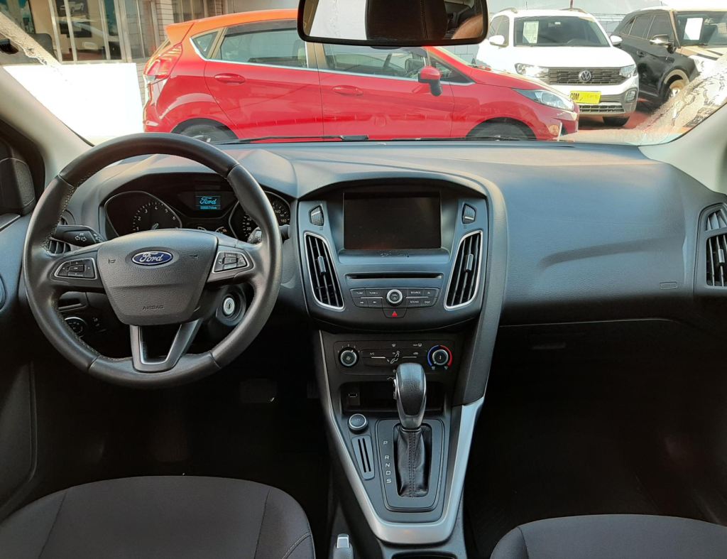 Ford Focus Se 2.0 Automatico Modelo 2019 imagem 12