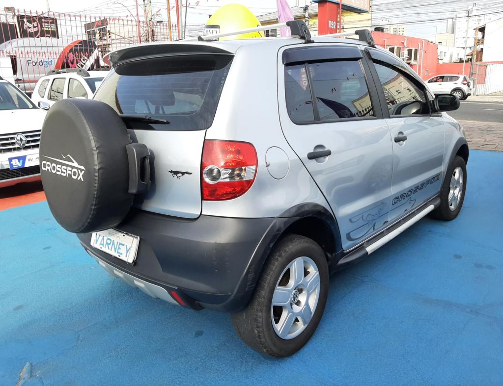 Volkswagen Crossfox 1.0 Flex 4 Portas Modelo 2009 imagem 5