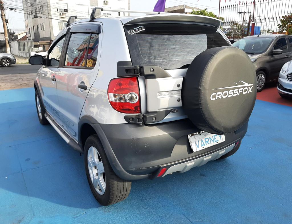 Volkswagen Crossfox 1.0 Flex 4 Portas Modelo 2009 imagem 6