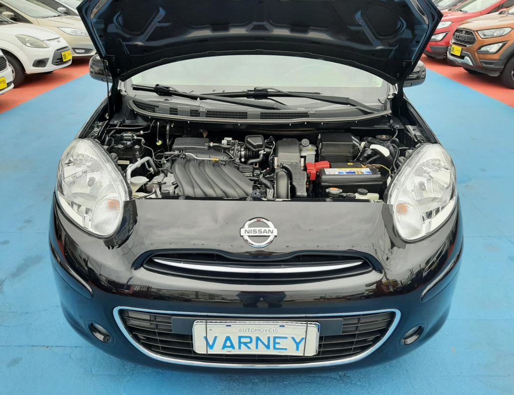 Nissan March Sv 1.0 Flex 4 Portas Modelo 2014 imagem 11