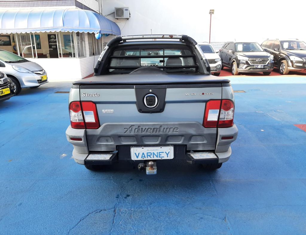 Fiat Strada Adventure Cd 1.8 Automatica Flex Modelo 2012 imagem 8