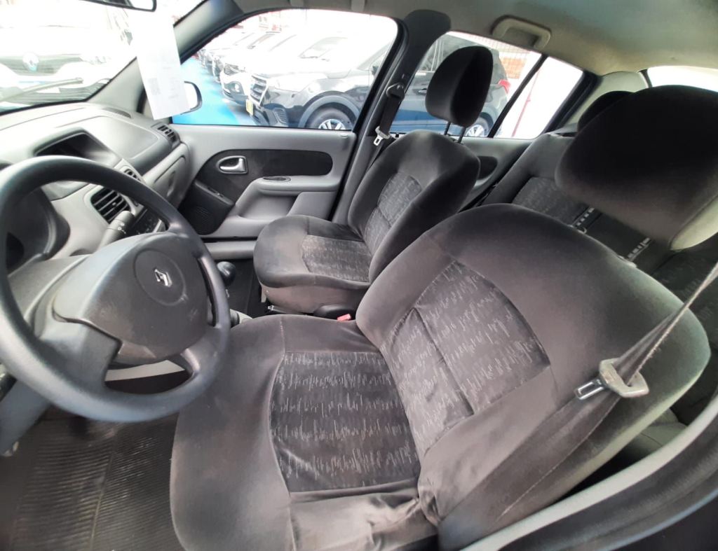 Renault Clio Sedan Privilege 1.6 16V Completo 2009 imagem 12