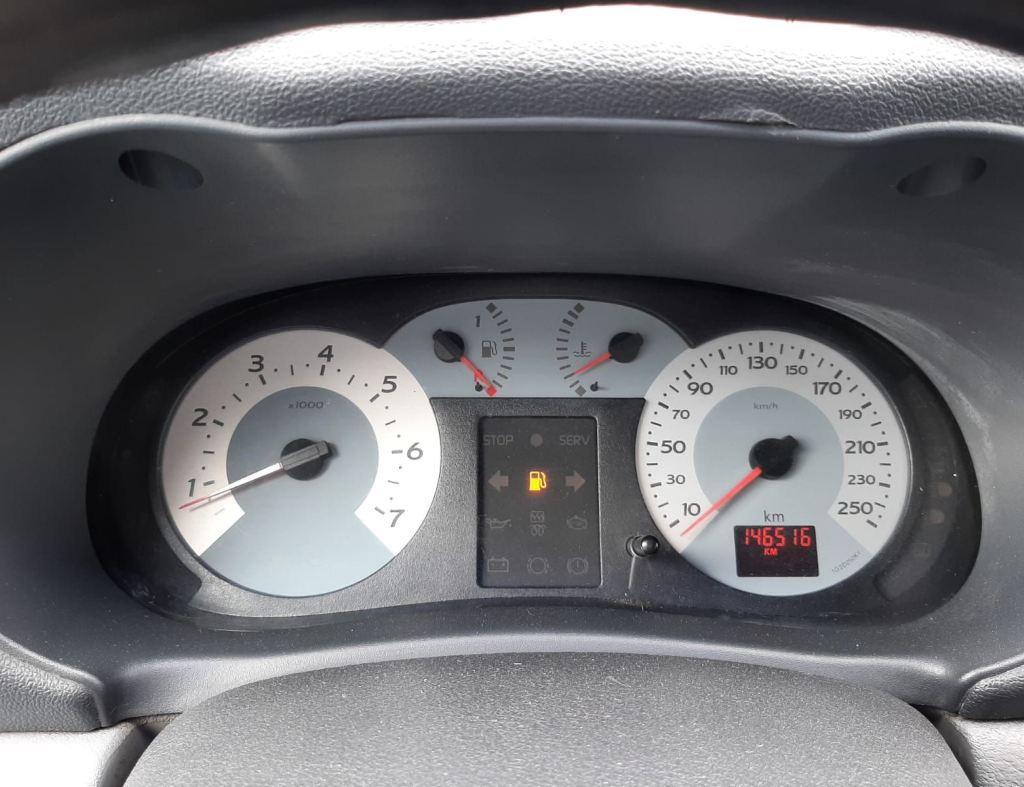 Renault Clio Sedan Privilege 1.6 16V Completo 2009 imagem 16