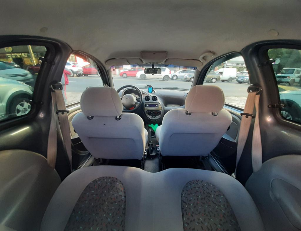 Ford Ka Image 2002 imagem 10
