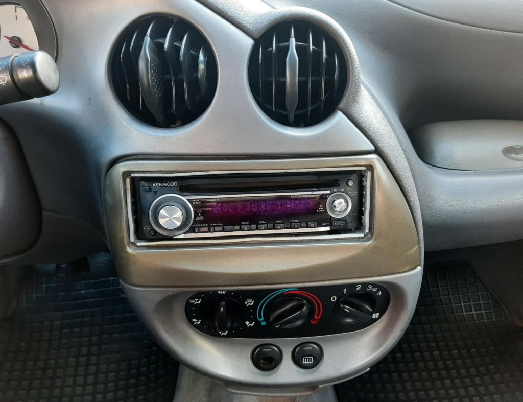 Ford Ka Image 2002 imagem 14