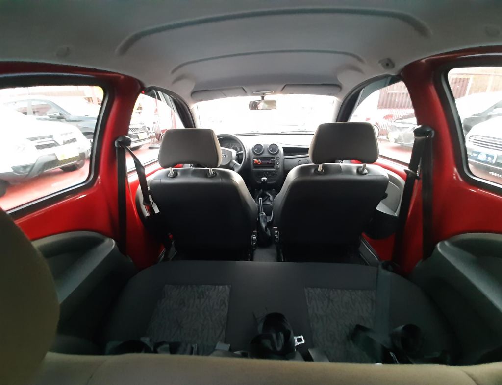 Ford Ka 1.0 Flex 2 Portas Modelo 2011 imagem 12