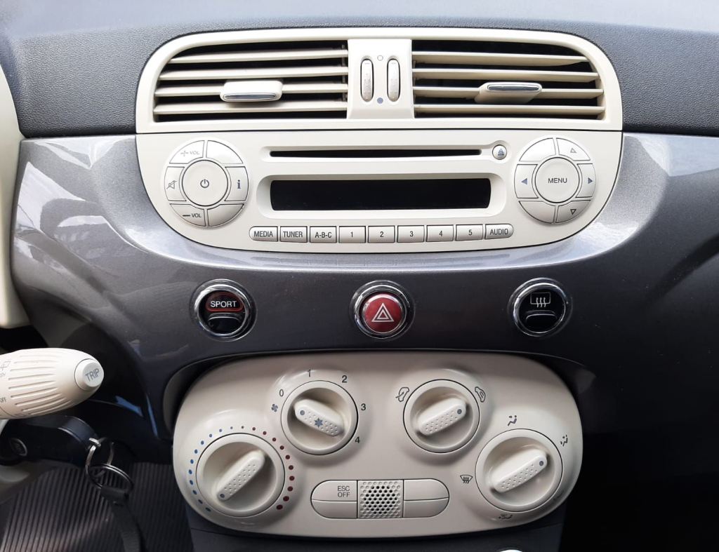 Fiat 500 1.4 Cult 8V Flex 2P Aut 2012 imagem 20