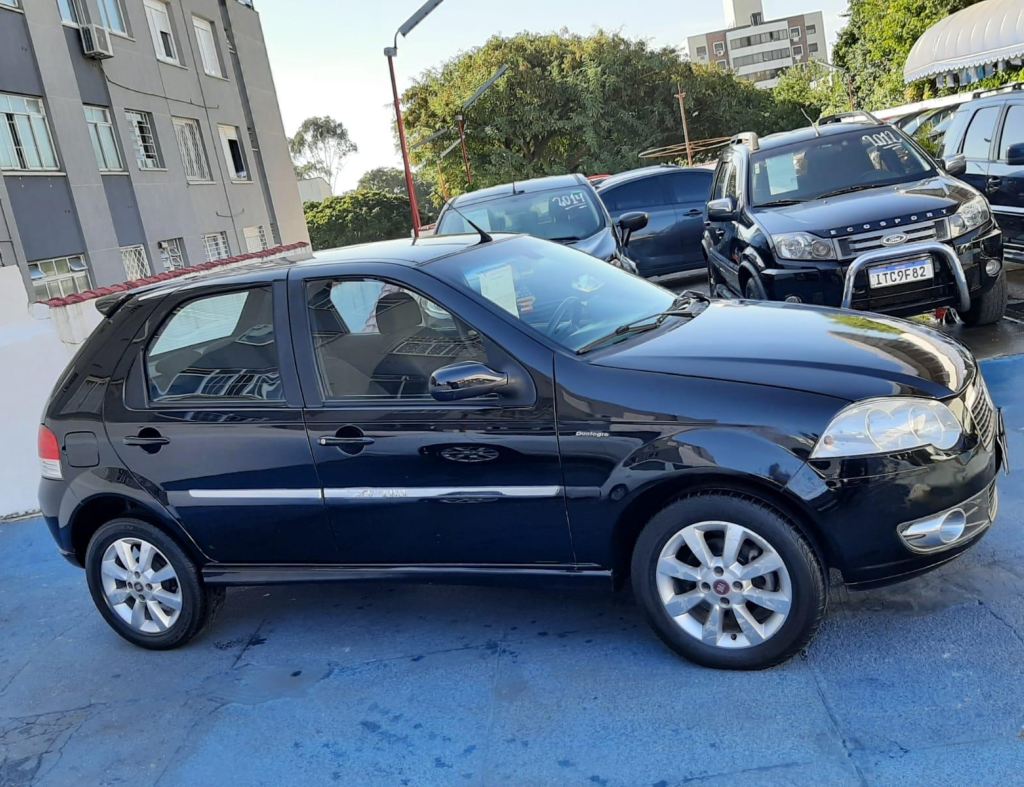 Fiat Palio Essence 1.6 Dl 4Portas Modelo 2011 imagem 3