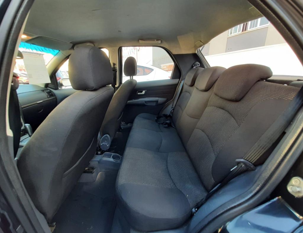 Fiat Palio Essence 1.6 Dl 4Portas Modelo 2011 imagem 11