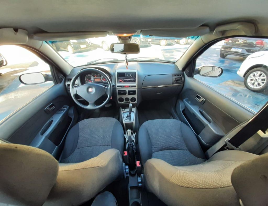 Fiat Palio Essence 1.6 Dl 4Portas Modelo 2011 imagem 12