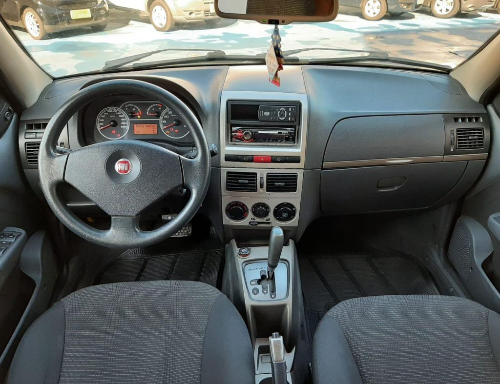 Fiat Palio Essence 1.6 Dl 4Portas Modelo 2011 imagem 14
