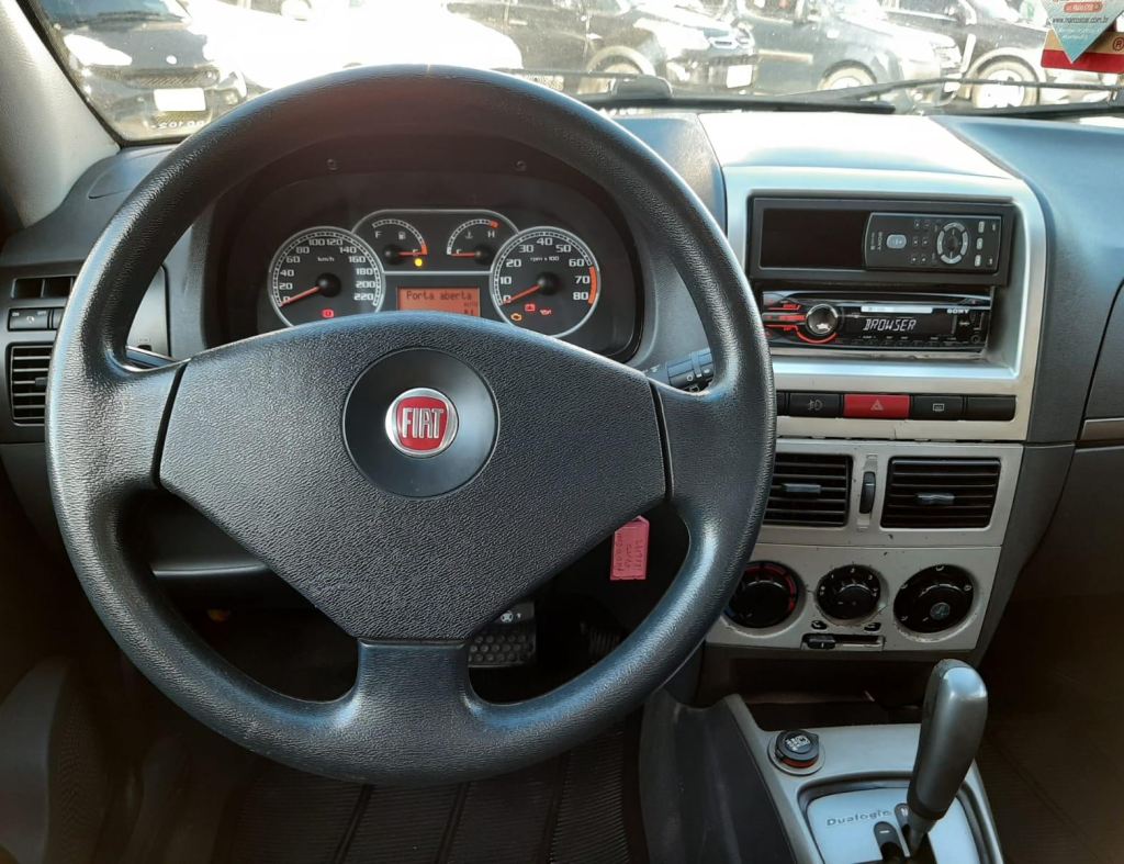 Fiat Palio Essence 1.6 Dl 4Portas Modelo 2011 imagem 23