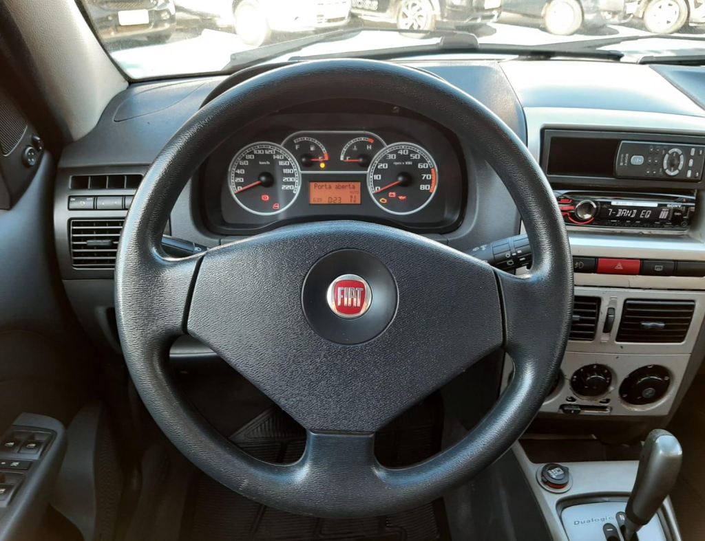 Fiat Palio Essence 1.6 Dl 4Portas Modelo 2011 imagem 24