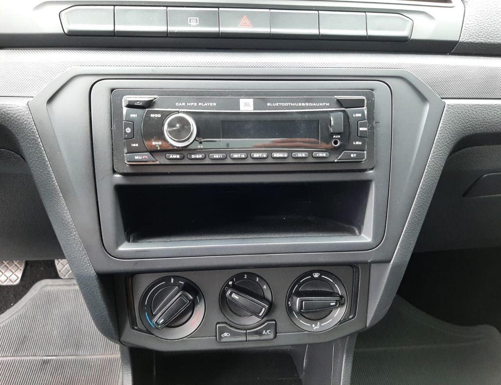 Volkswagen Voyage 1.6 L Mb5 Modelo 2022 Flex 4 Portas imagem 14