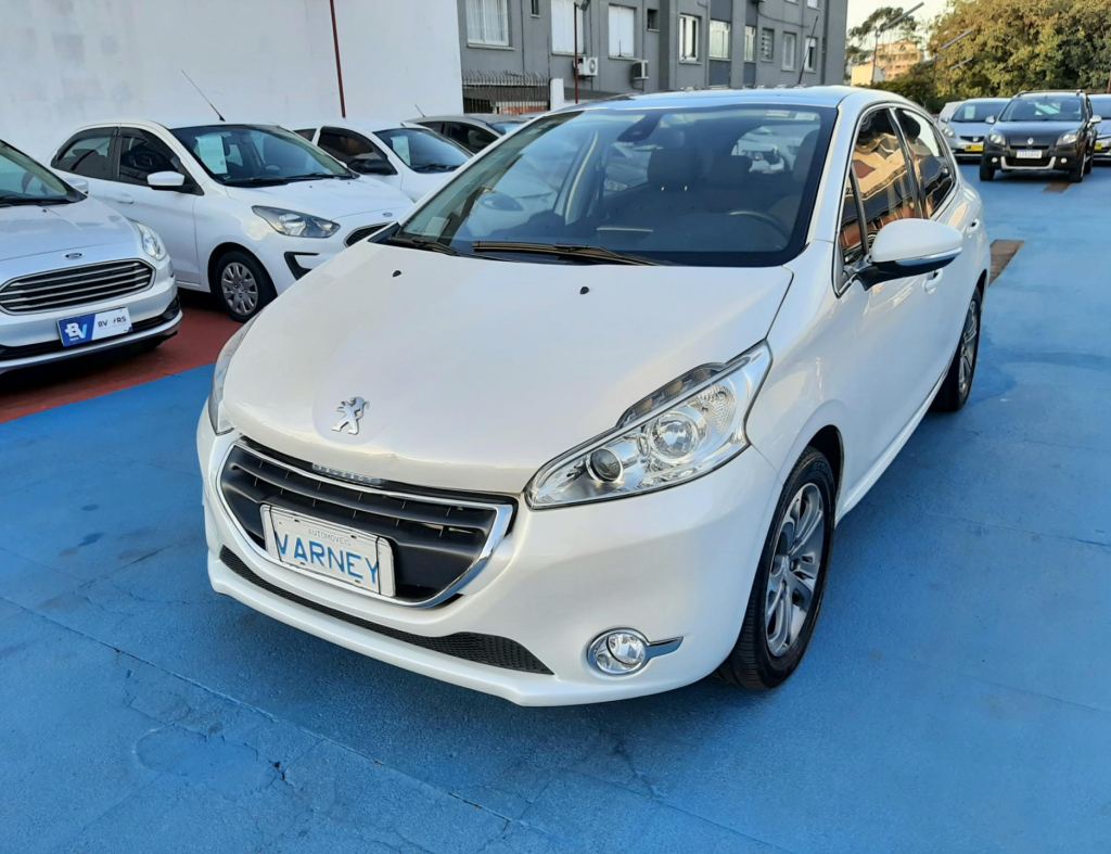 Peugeot 208 Griffe 1.6 Automatico Flex 4 Portas Modelo 2015 imagem 2