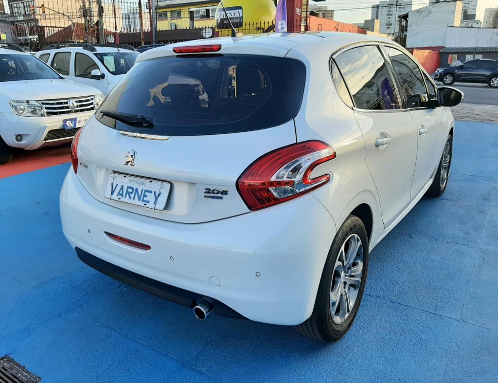 Peugeot 208 Griffe 1.6 Automatico Flex 4 Portas Modelo 2015 imagem 5